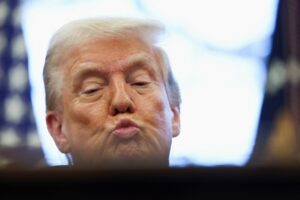 2025-02-25t214832z-1433620396-rc2x1dau60ut-rtrmadp-3-usa-trump.jpg
