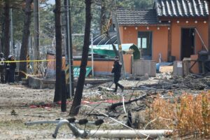2025-03-06t062351z-1375837006-rc2h7daflobs-rtrmadp-3-southkorea-blast.jpg