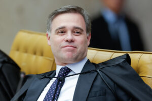 andre-mendonca.jpg