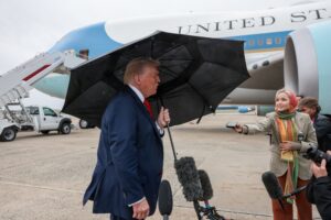 2025-10-12t204445z-1053875099-rc2kahap0twc-rtrmadp-3-israel-palestinians-trump-departure.jpg